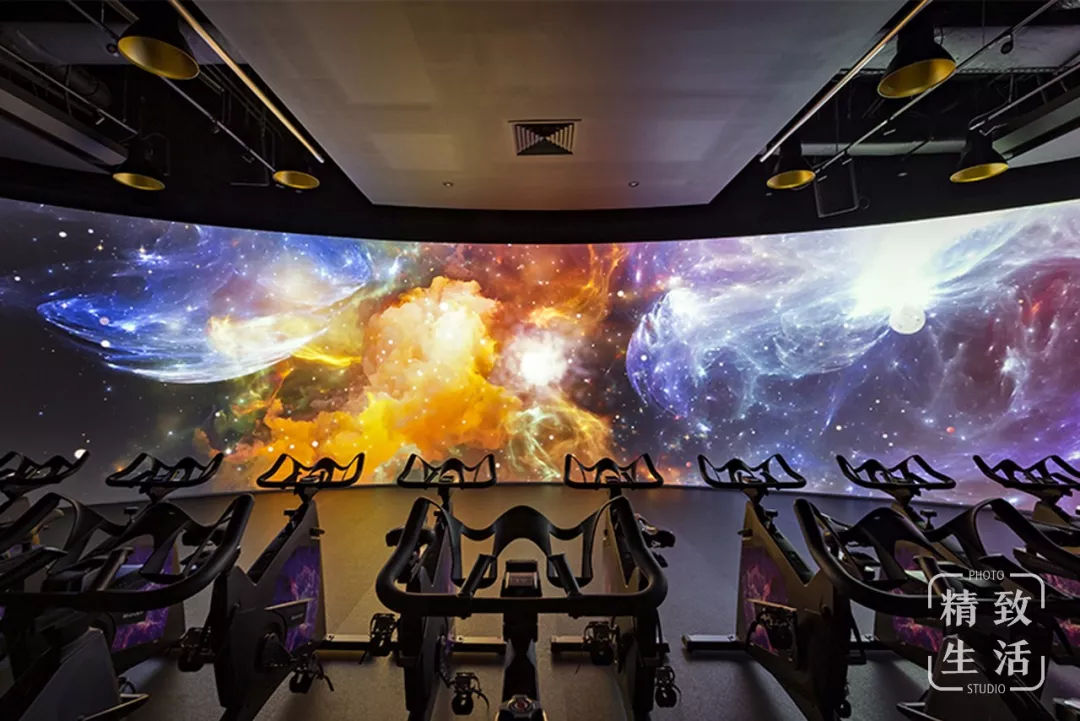 Projection screen and immersive environment inspiration